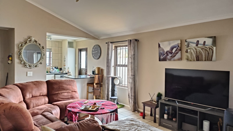 To Let 3 Bedroom Property for Rent in Parklands Western Cape